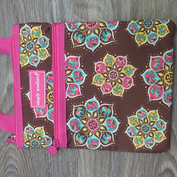 ♥️5/$25 EUC Simply Southern Cross Body Bag - Picture 4 of 8